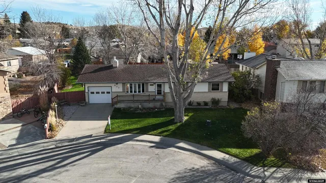 $389,000 | 627 Harrison Street, Douglas, WY 82633