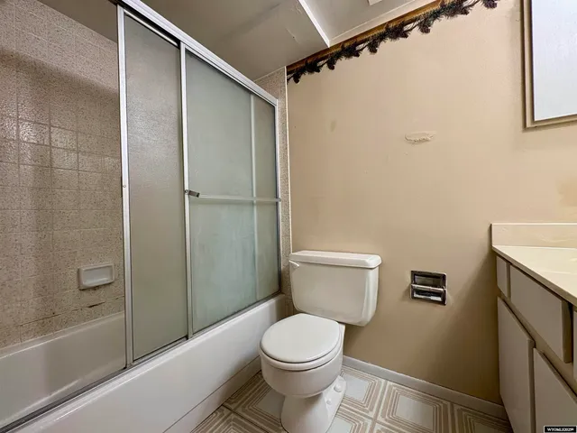 $389,000 | 627 Harrison Street, Douglas, WY 82633