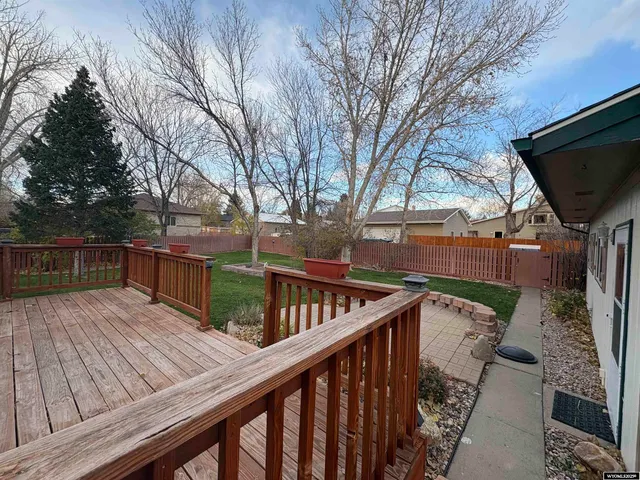 $389,000 | 627 Harrison Street, Douglas, WY 82633