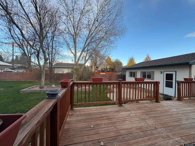 $389,000 | 627 Harrison Street, Douglas, WY 82633