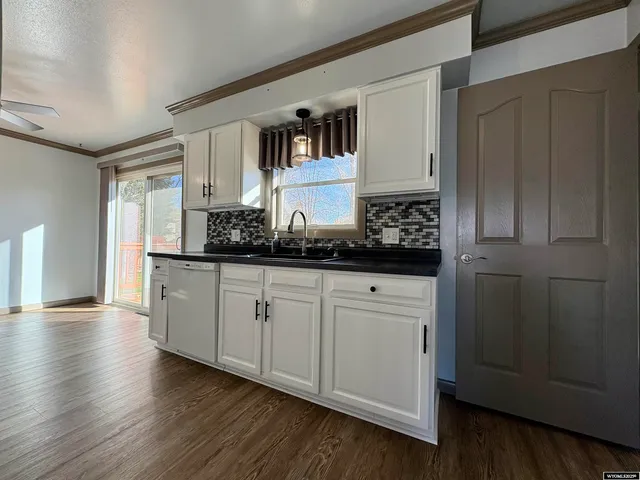 $389,000 | 627 Harrison Street, Douglas, WY 82633