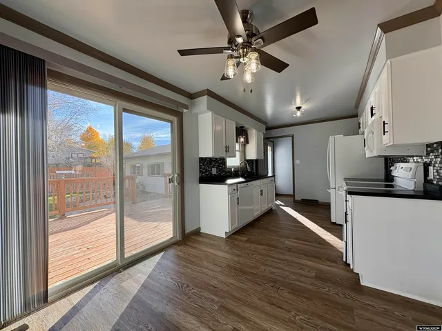 $389,000 | 627 Harrison Street, Douglas, WY 82633