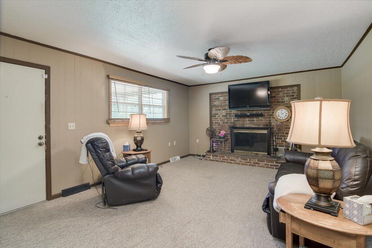 706 Old Whiskey Road South New Ellenton, SC 29809 - Photo 8 of 37