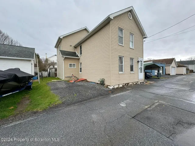 $139,900 | 105 Hickory Court, Olyphant, PA 18447