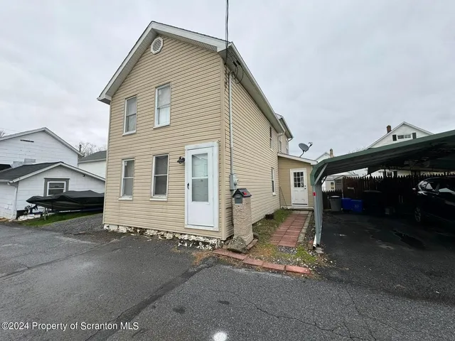 $139,900 | 105 Hickory Court, Olyphant, PA 18447