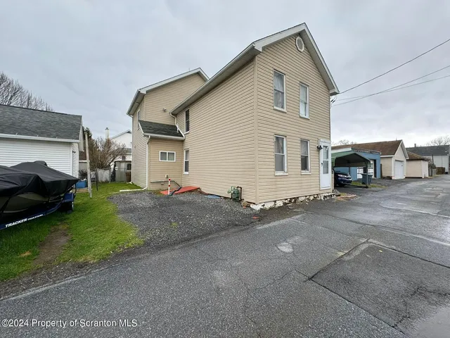 $139,900 | 105 Hickory Court, Olyphant, PA 18447