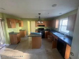 $139,900 | 105 Hickory Court, Olyphant, PA 18447