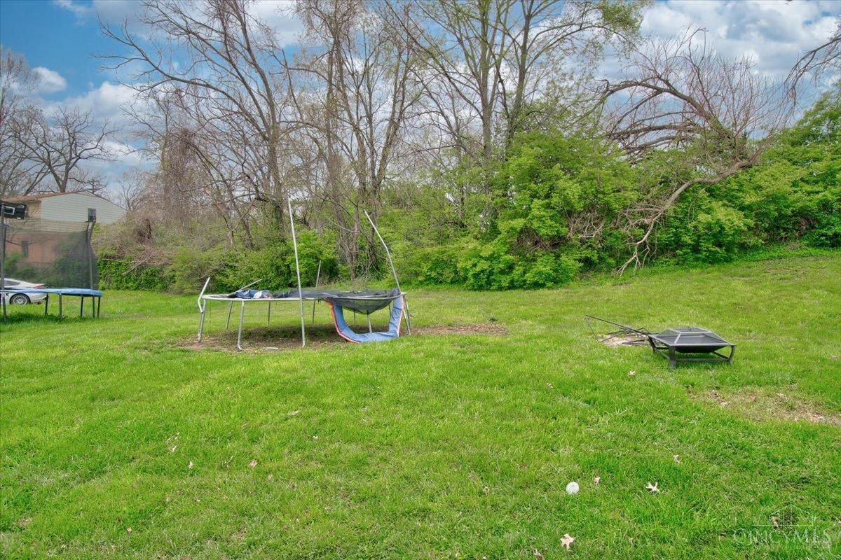 3417 Tinaview Court Cincinnati, OH 45211 - Photo 21 of 22 Gallery Image 21