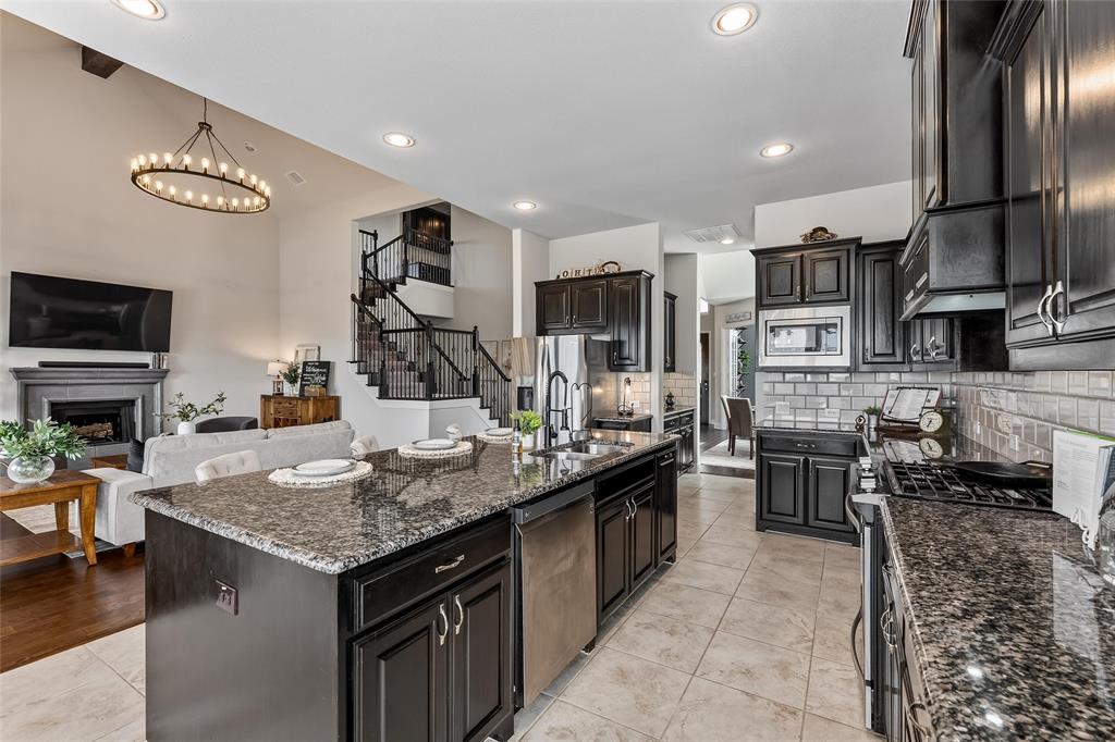 1505 Wolf Ridge Run Gunter, TX 75058 - Photo 17 of 40