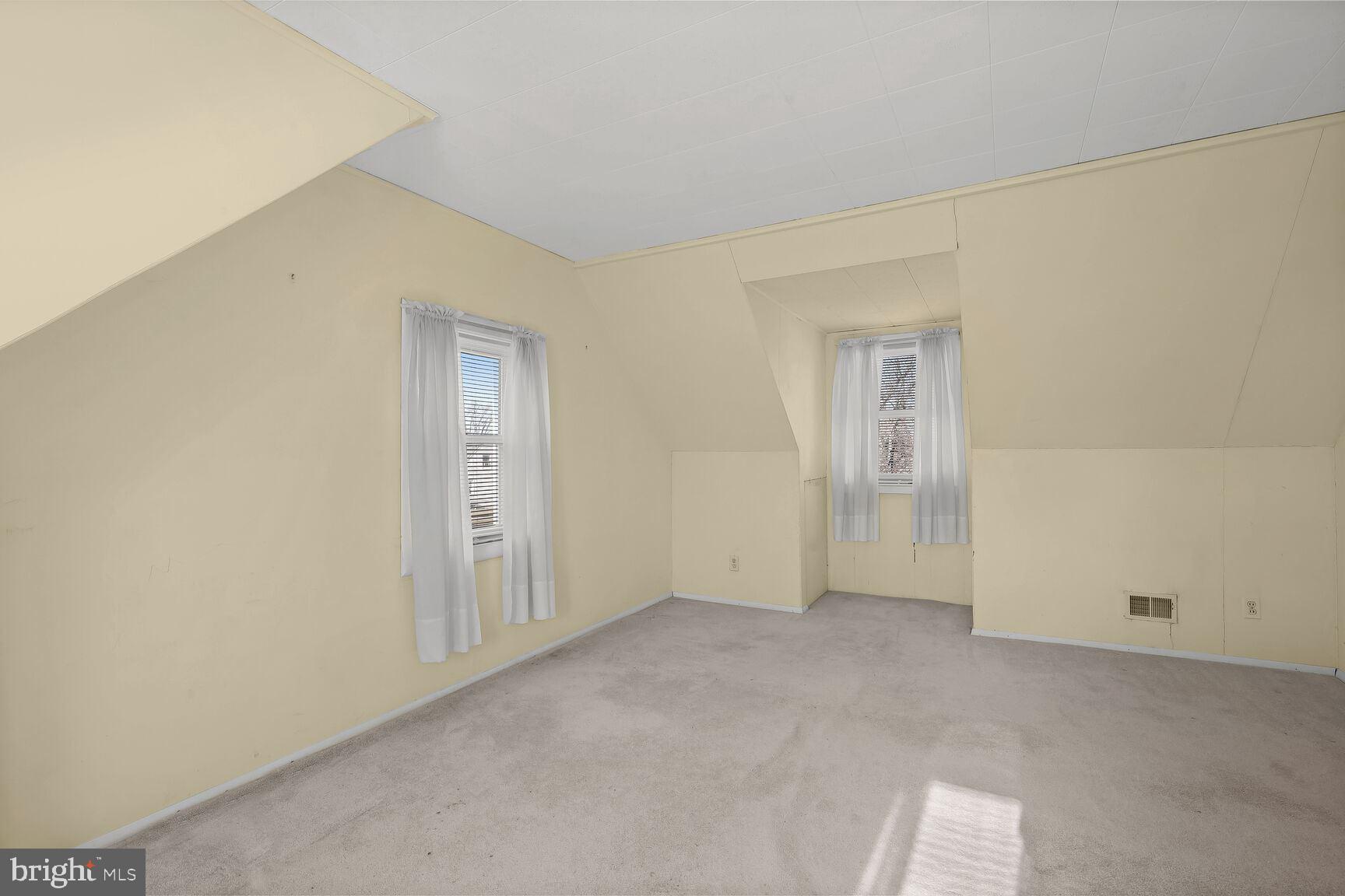 35 Ridgemoor Road Essex, MD 21221 - Photo 25 of 43 Primary Bedroom