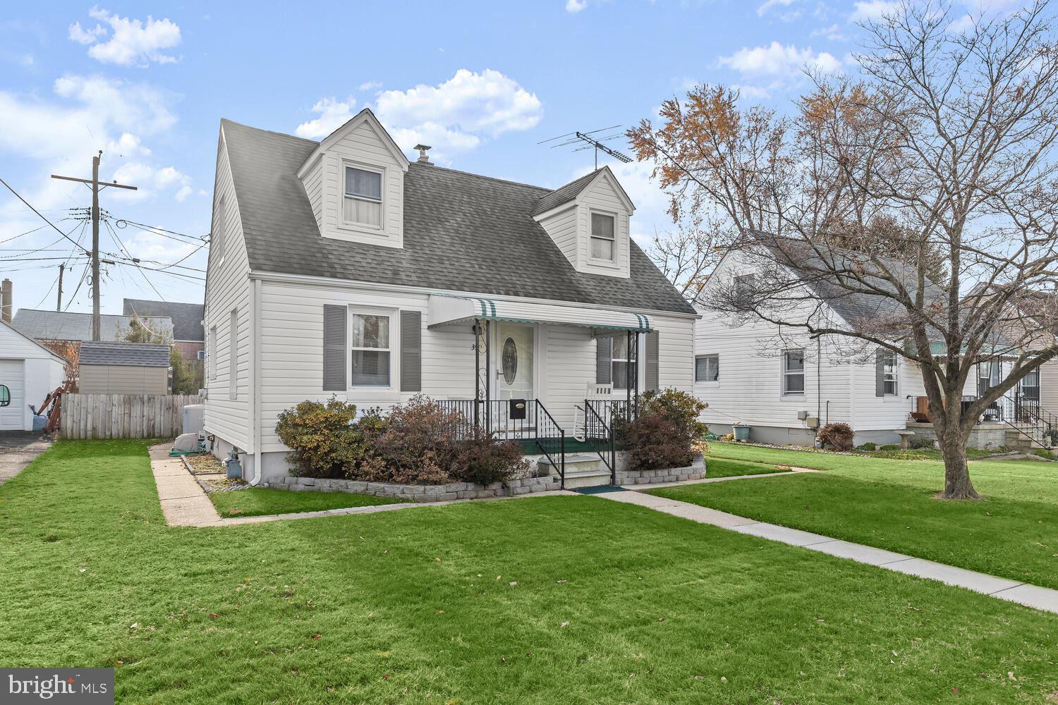 35 Ridgemoor Road Essex, MD 21221 - Photo 3 of 43 Beautiful Homefront