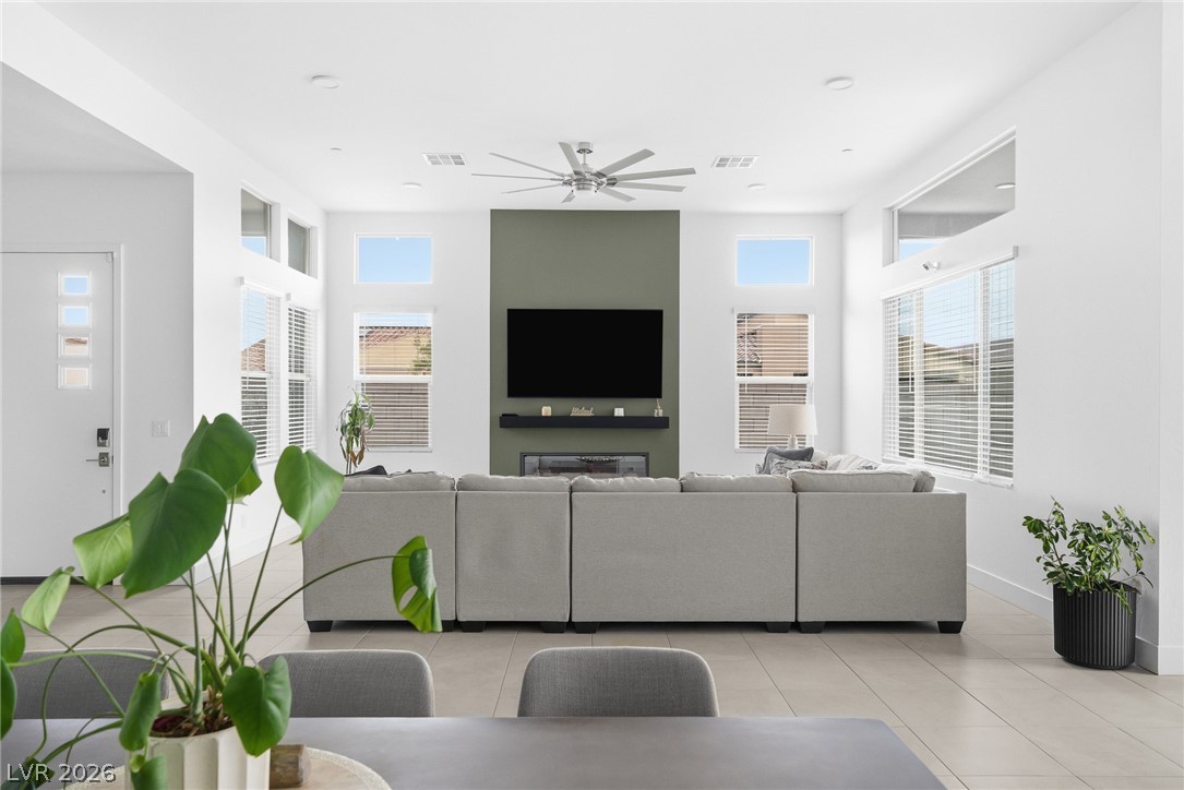 10253 Fairview Rdg Court Las Vegas, NV 89166 - Photo 6 of 61