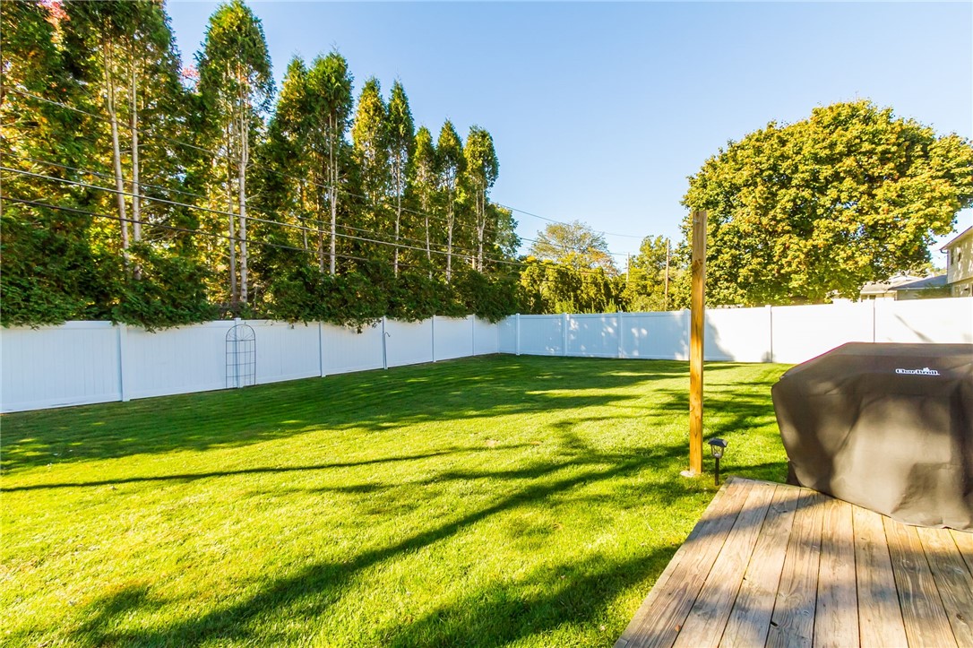 292 Sandoris Circle Irondequoit, NY 14622 - Photo 27 of 28