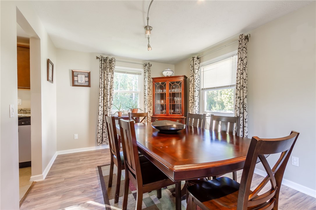 292 Sandoris Circle Irondequoit, NY 14622 - Photo 10 of 28