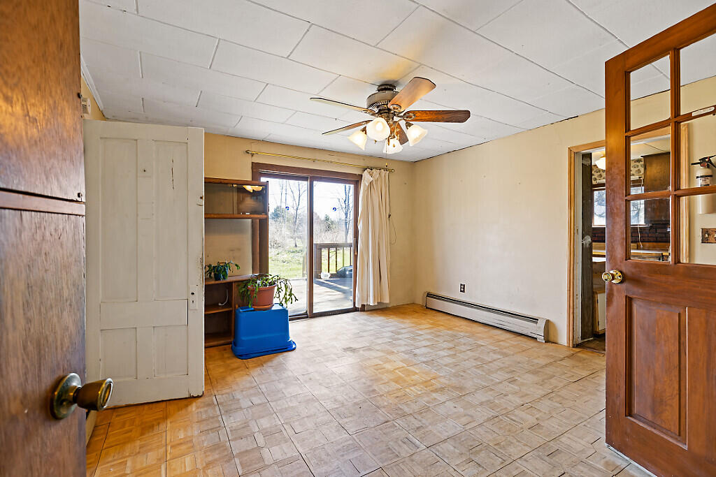 318 Pinkham Brook Road Durham, ME 04222 - Photo 9 of 38 21_BP5A5305_DxO_mls