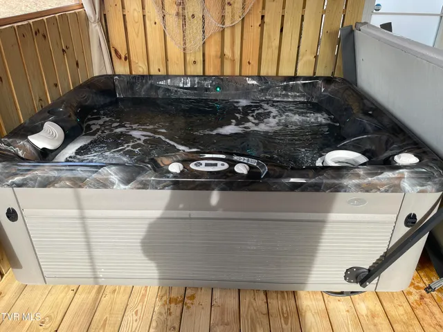 $205,000 | 168 Montvale Road, Unit 168, Bristol, VA 24201