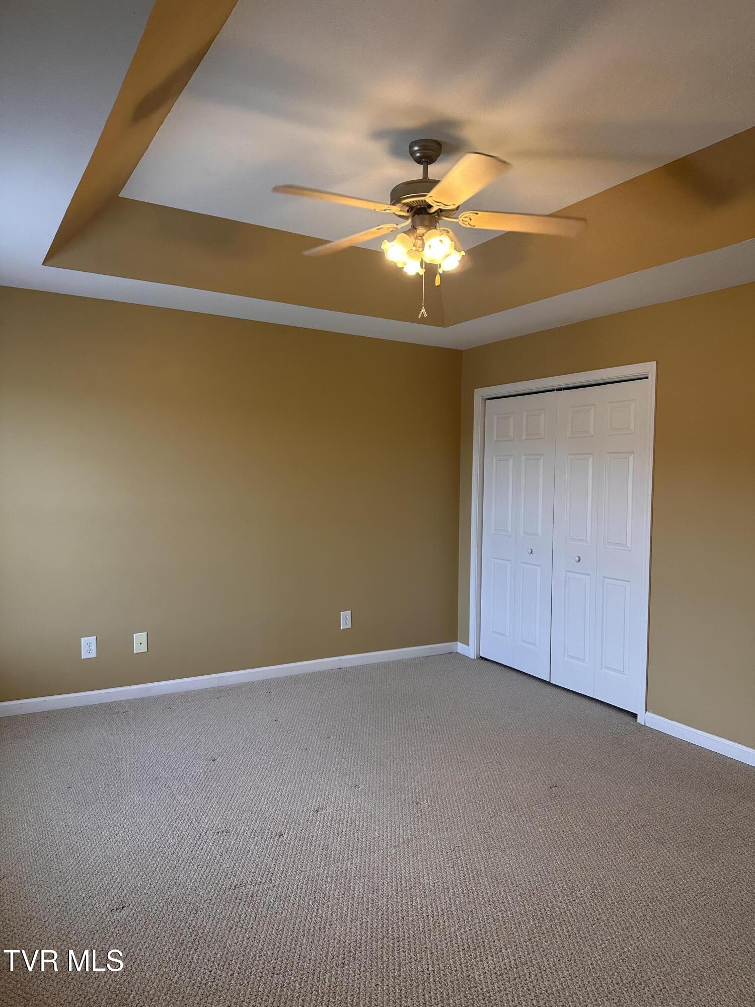 168 Montvale Road, Unit 168 Bristol, VA 24201 - Photo 19 of 26 IMG_2184