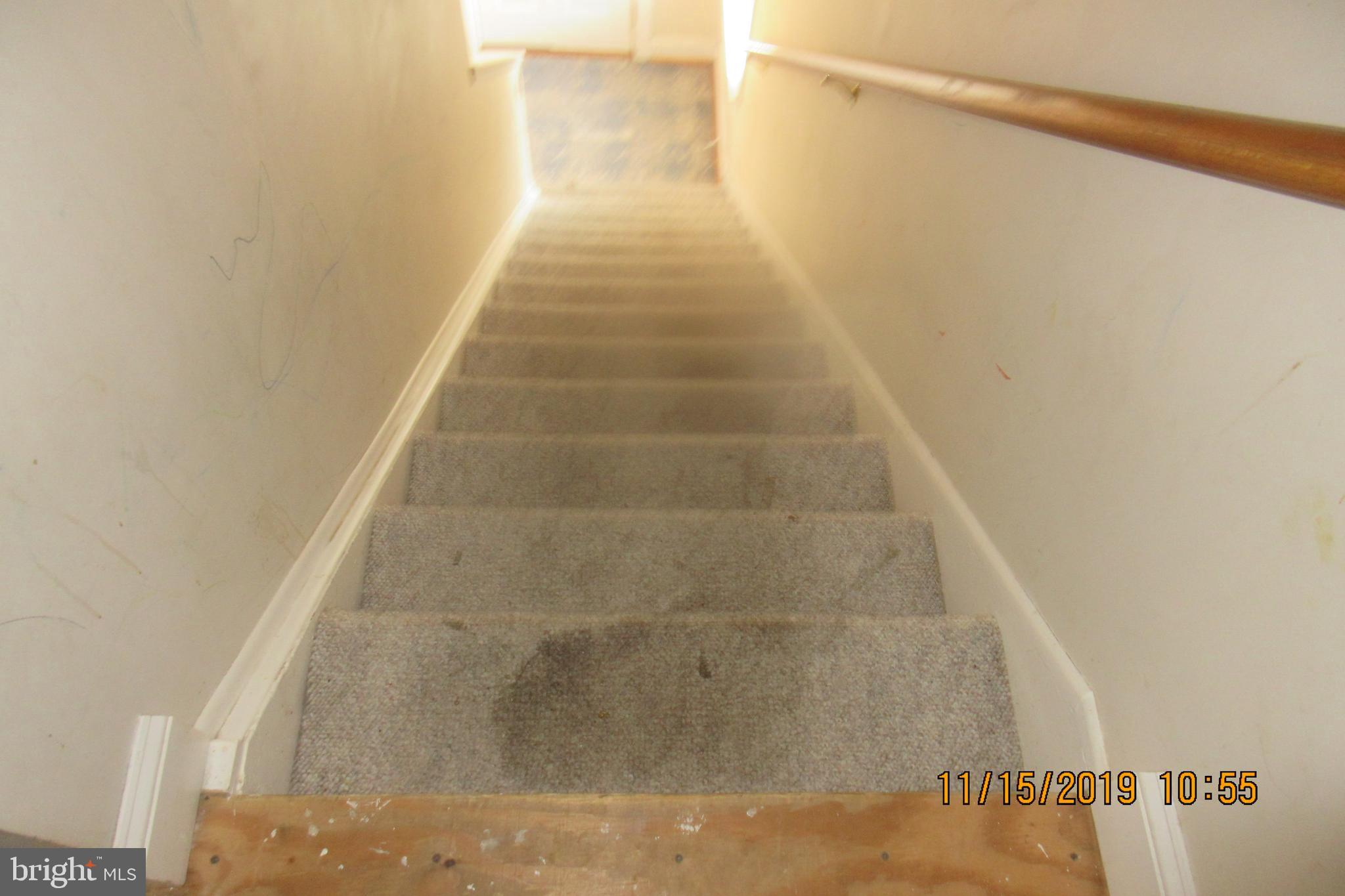 528 North Hammonds Ferry Road Linthicum, MD 21090 - Photo 14 of 15 Main Staircase