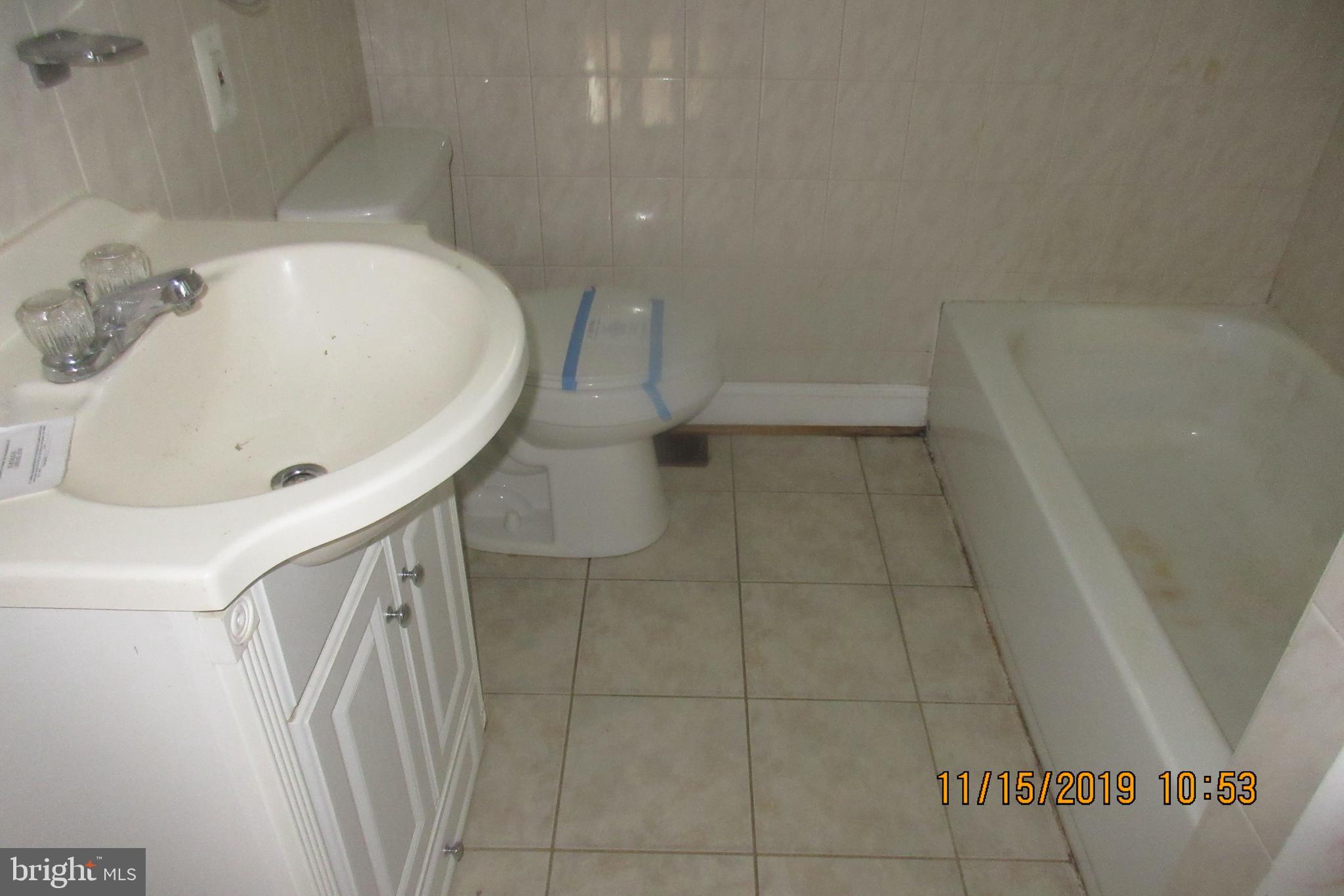 528 North Hammonds Ferry Road Linthicum, MD 21090 - Photo 9 of 15 Hallway Bathroom
