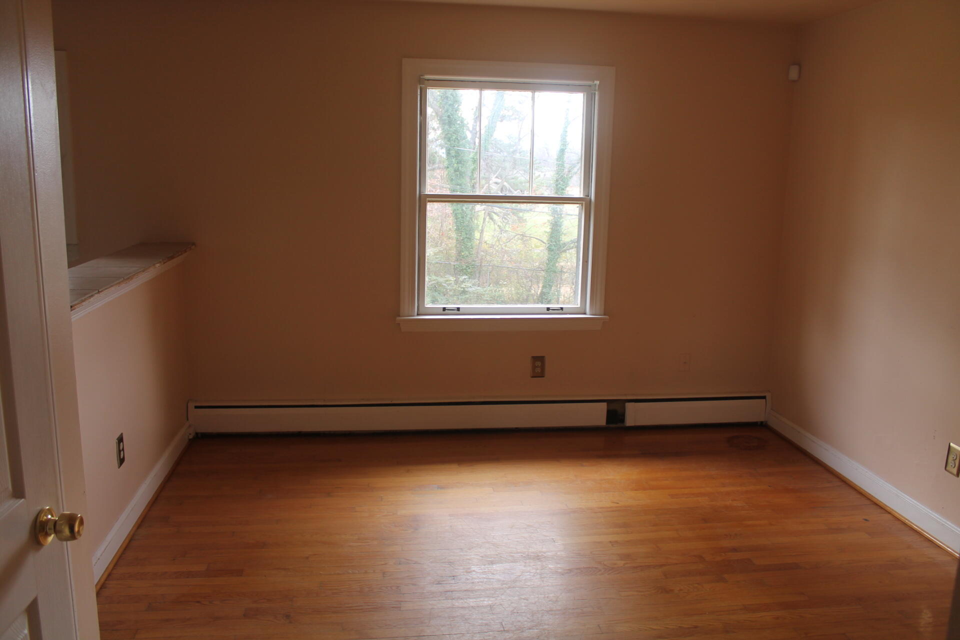 3428 Kershaw Road Northwest Roanoke, VA 24017 - Photo 6 of 14 IMG_7580
