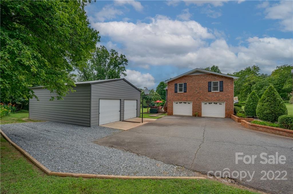 261 Oak Grove Church Road Bostic, NC 28018 - Photo 2 of 37 Gallery Image 2