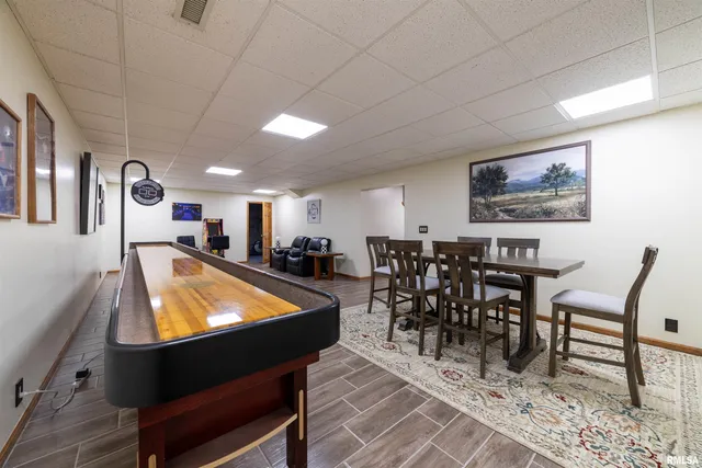 $1,025,000 | 3939 Musholt Strasse Lane, Quincy, IL 62305