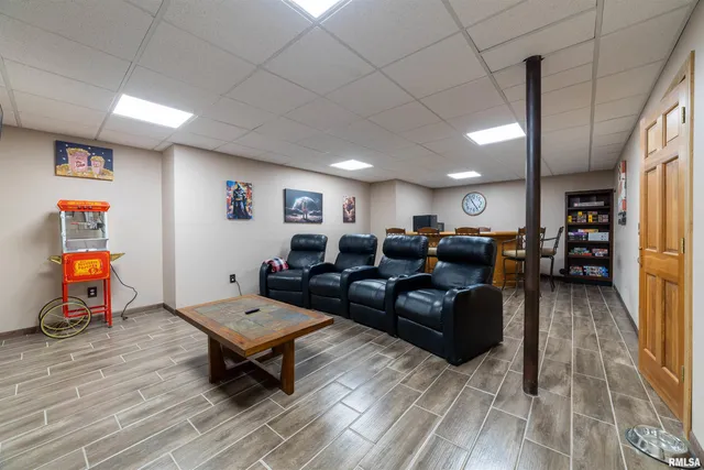 $1,025,000 | 3939 Musholt Strasse Lane, Quincy, IL 62305