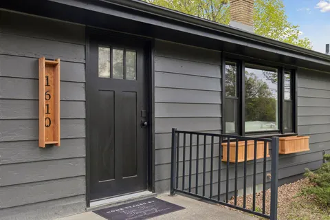 $524,999 | 1610 Garland Lane North, Plymouth, MN 55447