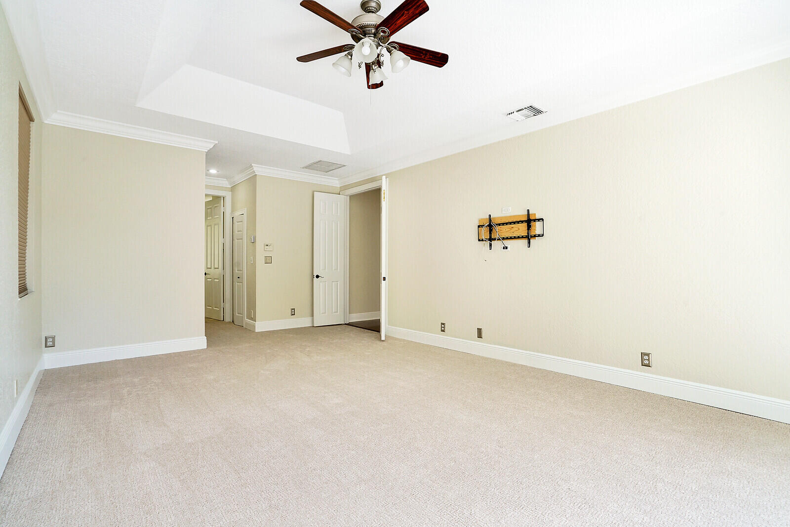 6135 Vista Linda Lane Boca Raton, FL 33433 - Photo 21 of 40 MASTER BEDROOM