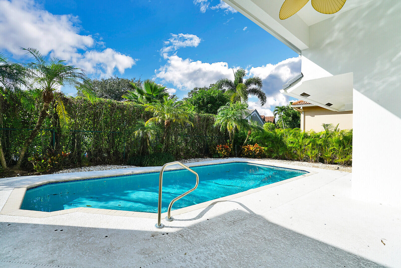 6135 Vista Linda Lane Boca Raton, FL 33433 - Photo 35 of 40 PRIVATE POOL