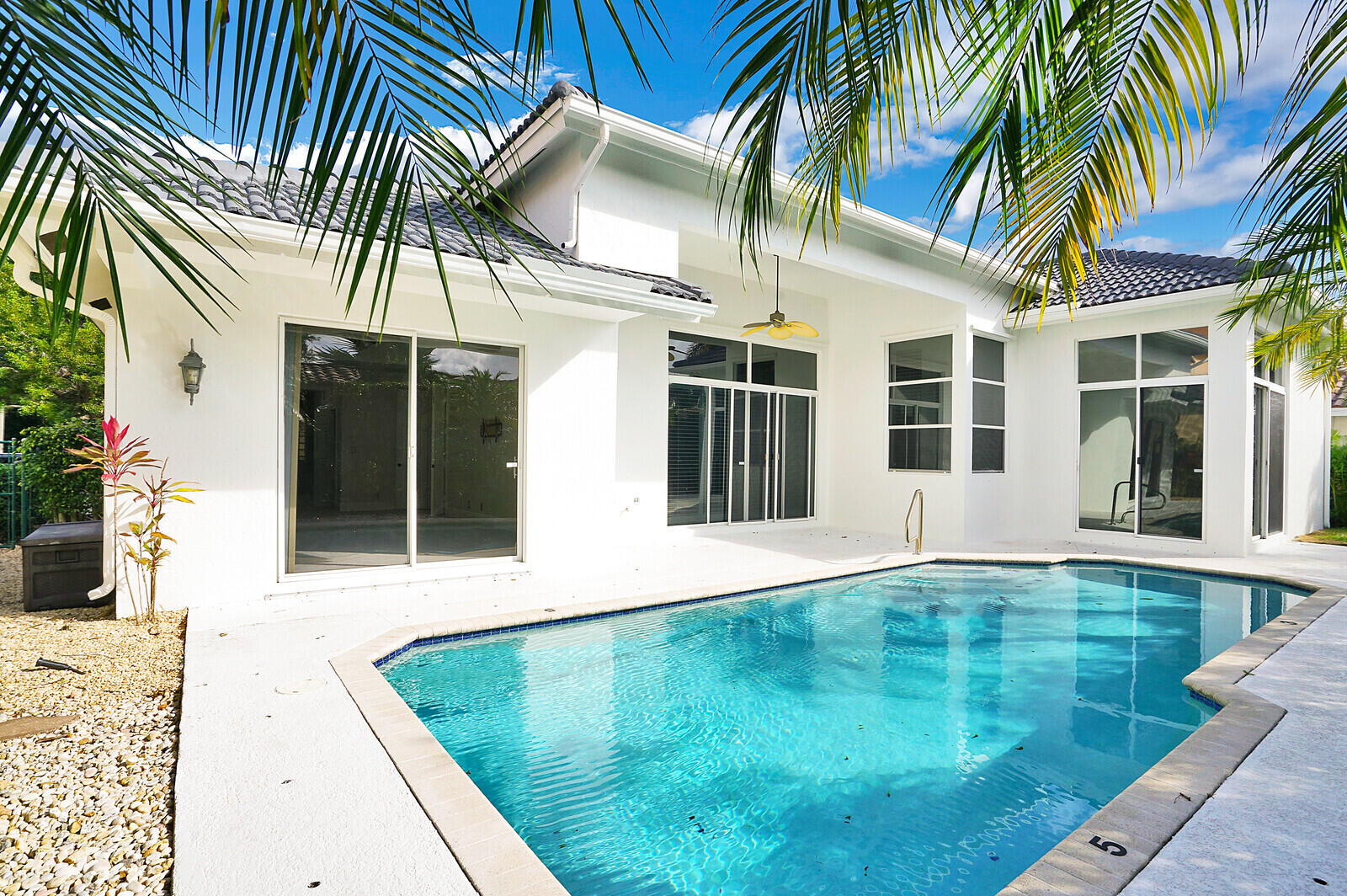 6135 Vista Linda Lane Boca Raton, FL 33433 - Photo 36 of 40 OUTDOOR ENTERTAINING