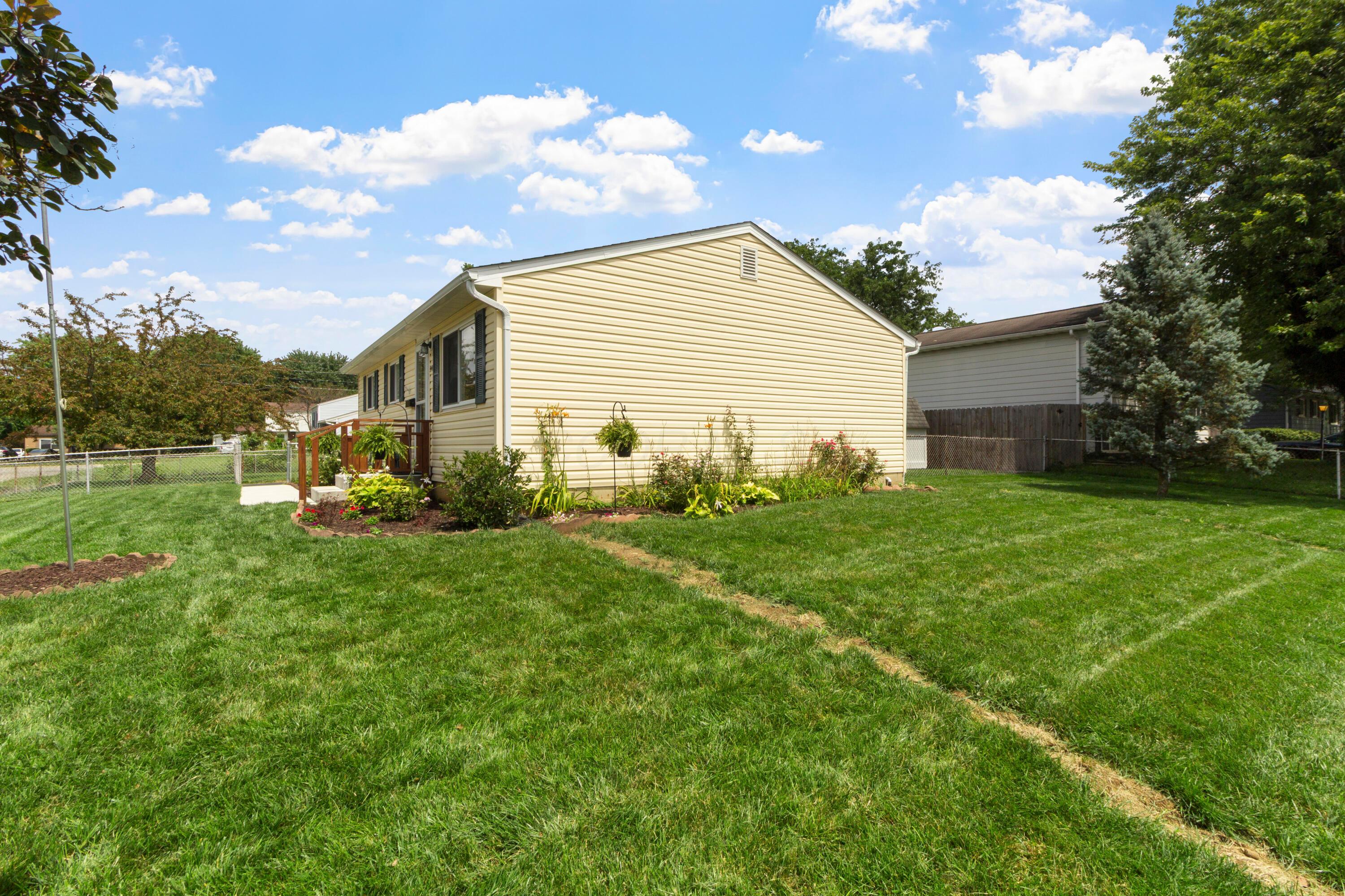 3418 Everson Road West Columbus, OH 43232 - Photo 30 of 30 3418 Everson Rd W (21)