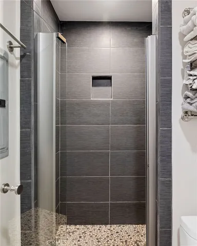 $1,099,000 | 2905 Magnolia Avenue, Long Beach, CA 90806