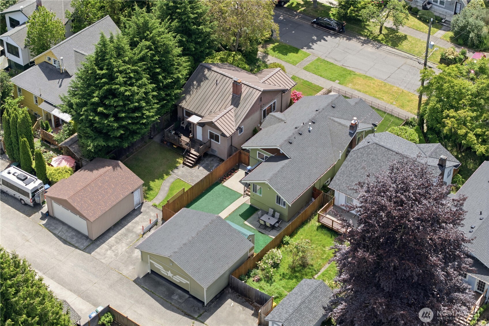 710 North 68th Street Seattle, WA 98103 - Photo 30 of 36 Gallery Image 30