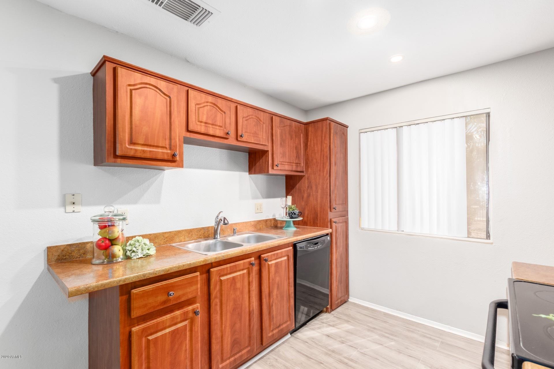 3511 East Baseline Road, Unit 1244 Phoenix, AZ 85042 - Photo 10 of 35 0012-Basline 11