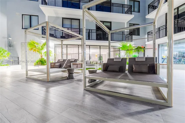 $3,408 | 1005 Spring Garden Road, Unit 518, Miami, FL 33136