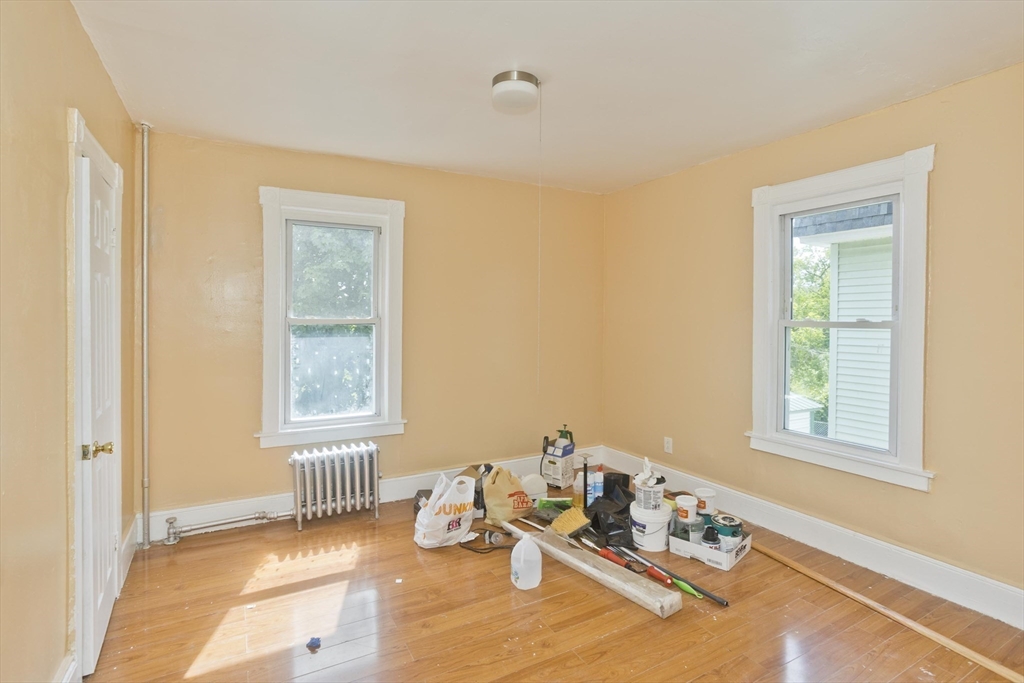 116-118 Massasoit Street Springfield, MA 01107 - Photo 15 of 32