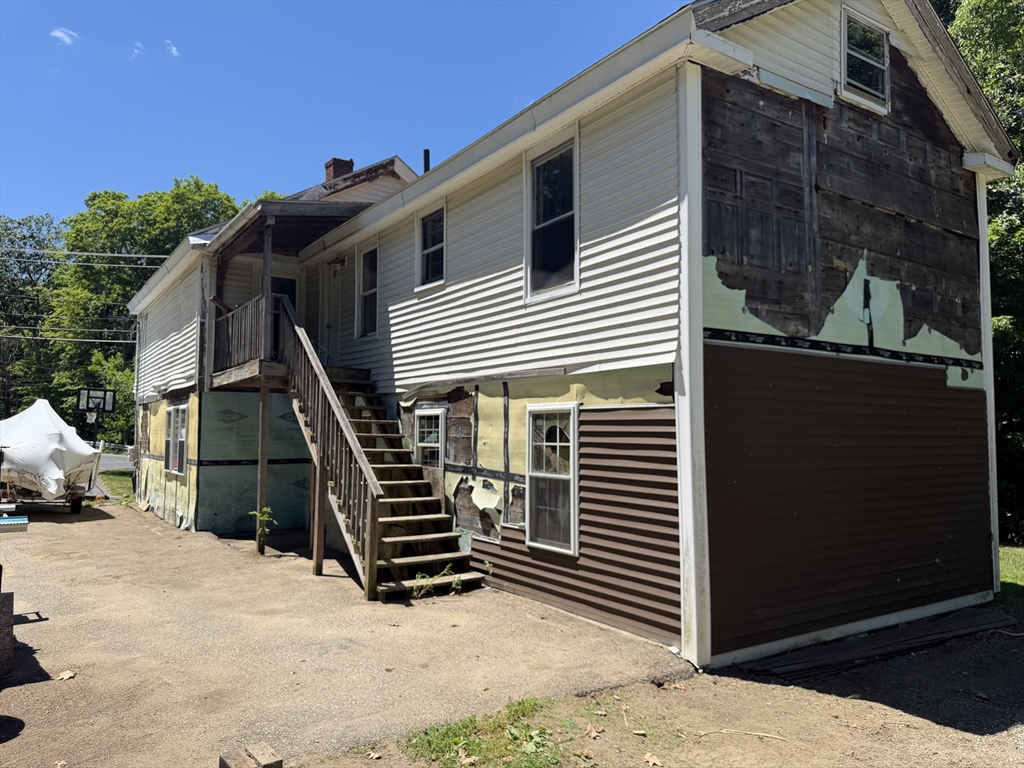 101 Howe Street East Brookfield, MA 01515 - Photo 5 of 19