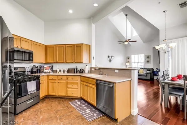 $2,995 | 8777 West Maule Avenue, Unit 2173, Las Vegas, NV 89148