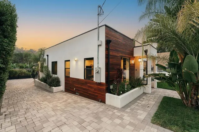 $1,549,900 | 710 North Avenue 50, Los Angeles, CA 90042