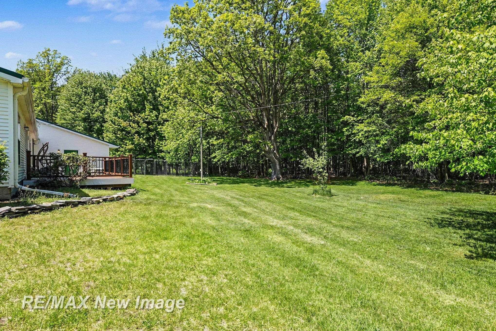 2827 North 11 Mile Road Coleman, MI 48618 - Photo 33 of 38
