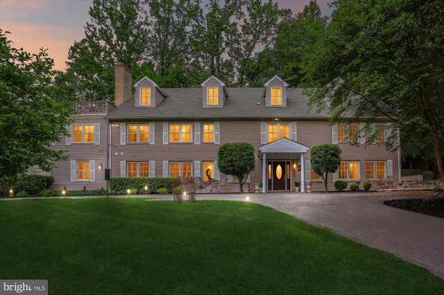 $1,699,900 | 9201 Laurel Oak Drive, Bethesda, MD 20817