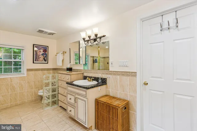 $1,699,900 | 9201 Laurel Oak Drive, Bethesda, MD 20817