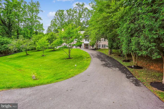 $1,699,900 | 9201 Laurel Oak Drive, Bethesda, MD 20817