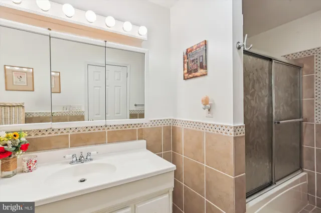 $1,699,900 | 9201 Laurel Oak Drive, Bethesda, MD 20817