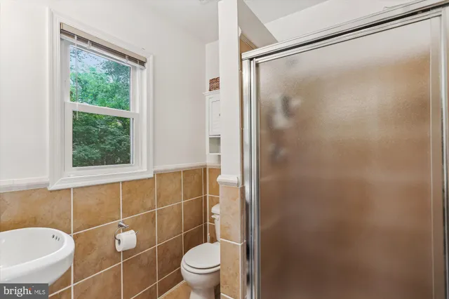 $1,699,900 | 9201 Laurel Oak Drive, Bethesda, MD 20817