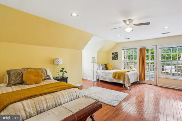 $1,699,900 | 9201 Laurel Oak Drive, Bethesda, MD 20817