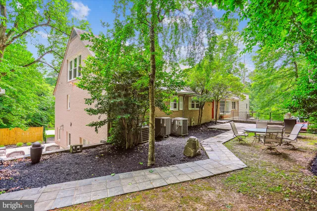 $1,699,900 | 9201 Laurel Oak Drive, Bethesda, MD 20817