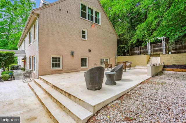 $1,699,900 | 9201 Laurel Oak Drive, Bethesda, MD 20817