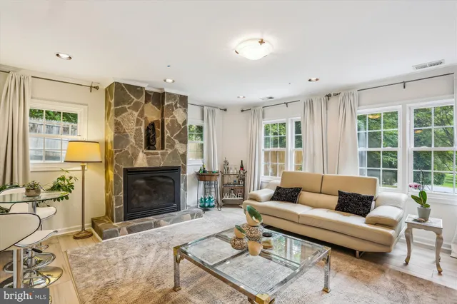 $1,699,900 | 9201 Laurel Oak Drive, Bethesda, MD 20817